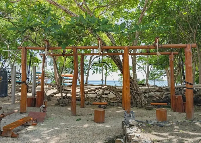 Calle La Ronda At Catalinas Playa Danta